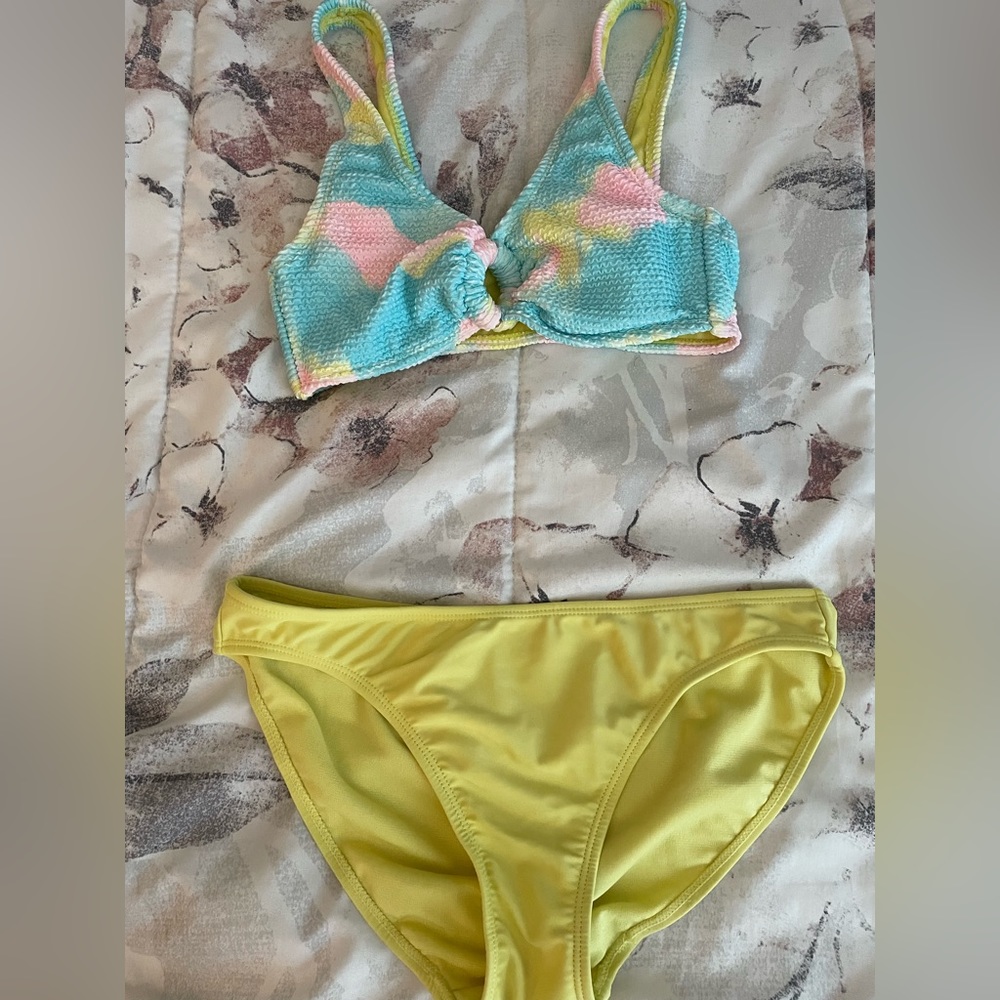 Tie dye print O-ring bikini top with bottom
